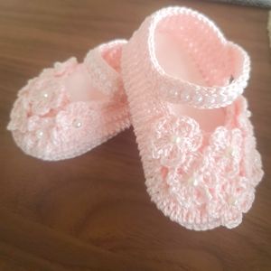 NEWBORN BABY GIRLS SHOES BOOTIES SANDALS HANDMADE CROCHET PINK GIFT IDEA 0-3m